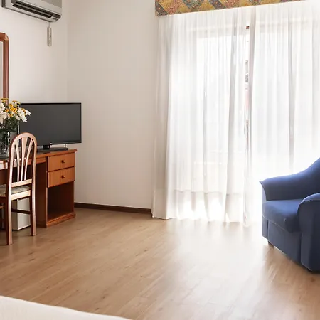 Comendador Hotel 3*